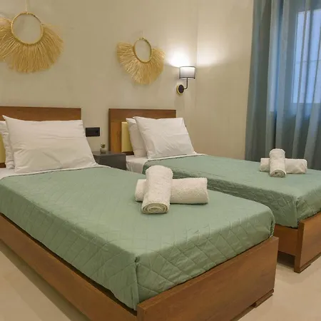 Amazing Flat 70 M From Beach *