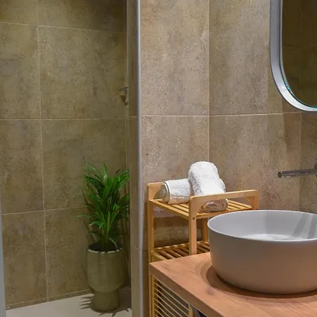 Апартаменти Amazing Flat 70 M From Beach *