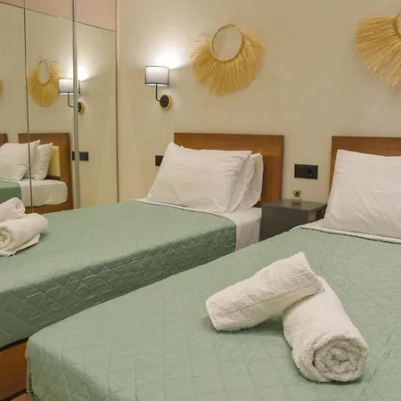 Amazing Flat 70 M From Beach 公寓 罗希姆诺